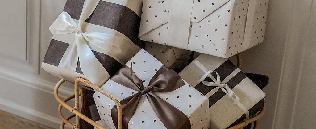 Christmas presents in a Cane-line Sweep basket