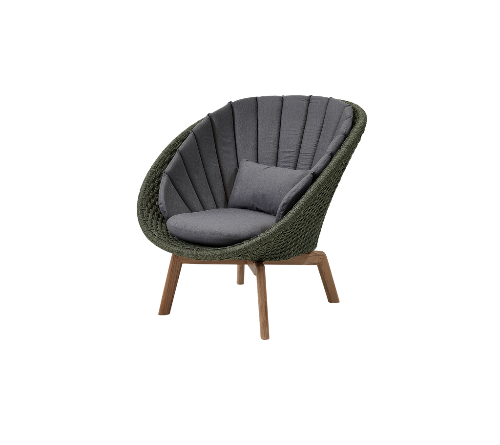 Peacock lounge chair