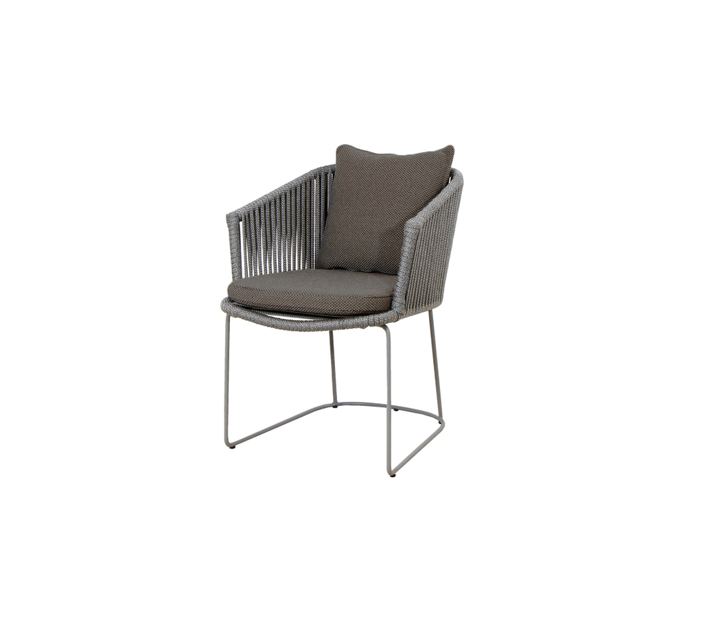 Stylish chair with a gray woven design and a padded seat, ideal for indoor or outdoor use. Model numbers: 7441ROG, 7441YN145.